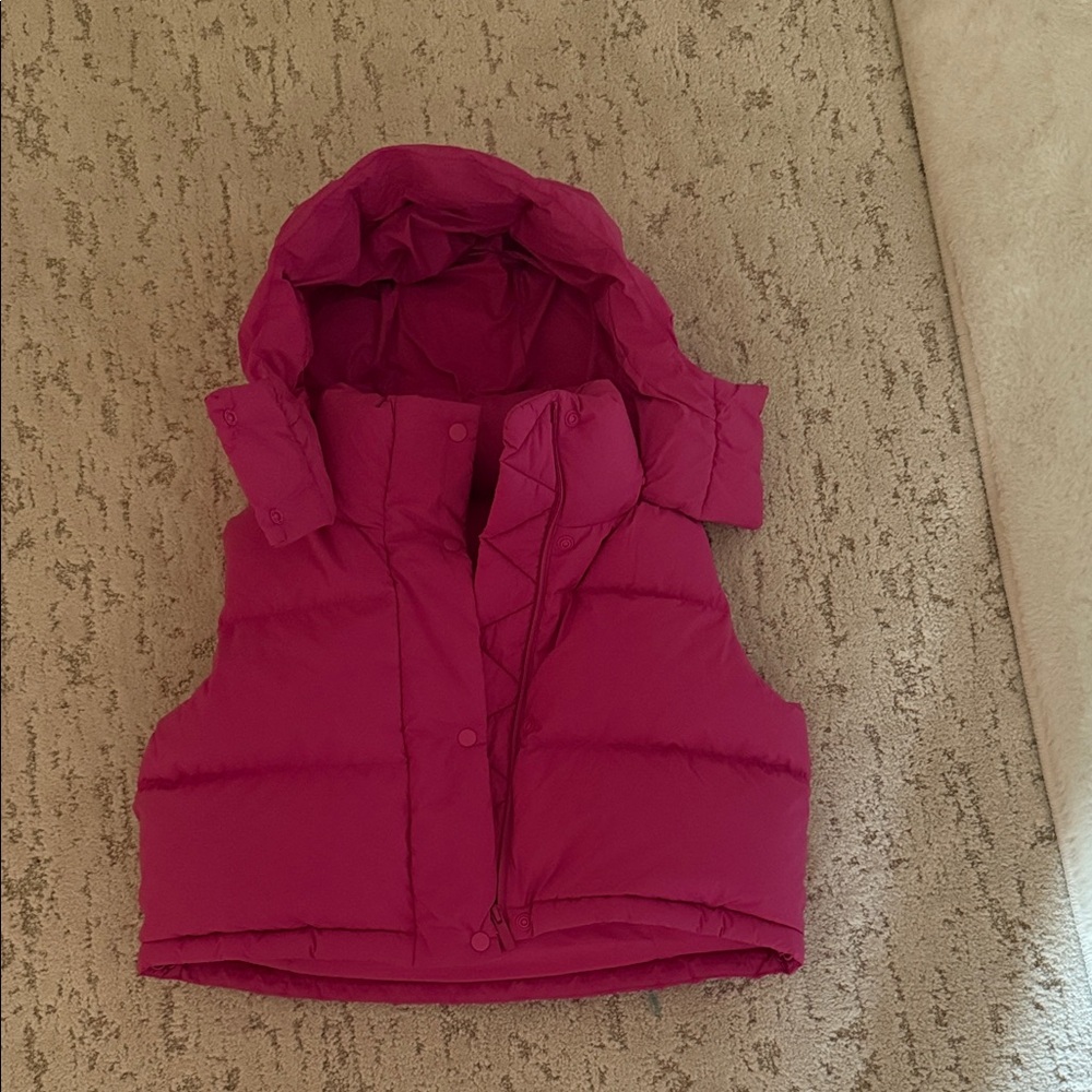 SUPER RARE!!! 
lululemon athletica sonic pink Wunder Puff Super-Cropped Vest
